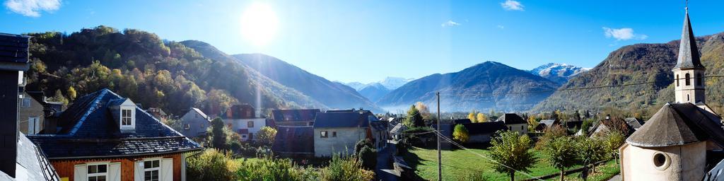Le Poujastou Bed and Breakfast Juzet-de-Luchon Eksteriør billede